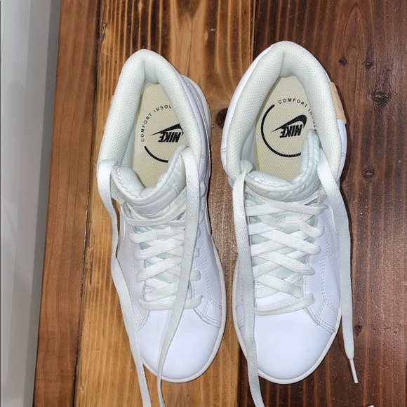 NIKE Court Royale 2 Mid Womens Shoes Size 6.5 - Picture 9 of 14